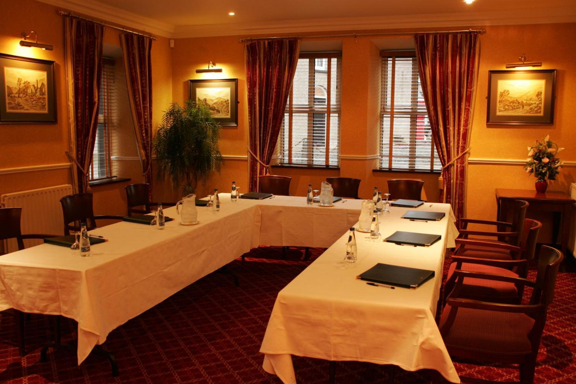 The Glendalough Hotel Лара Экстерьер фото